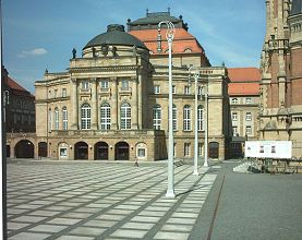 Platz vor dem Museum in Chemnitz